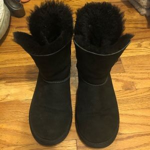 Black Button Uggs